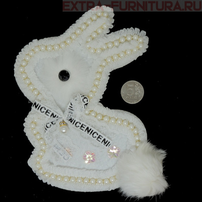 Аппликация пришивная Кролик с бусинами